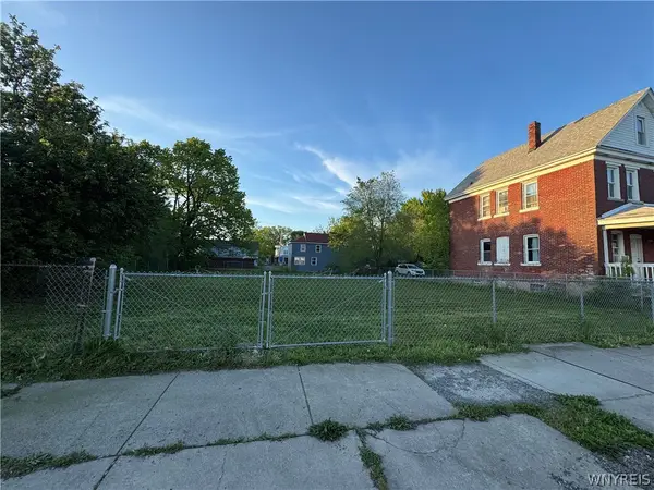 2712 Niagara Street, Niagara Falls, NY 14303