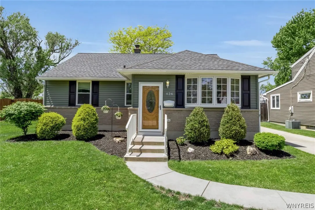 426 Ashford Avenue, Tonawanda, NY 14150 - #1