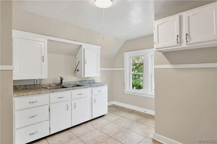 1890 Linwood Avenue, Niagara Falls, NY 14305 - #3
