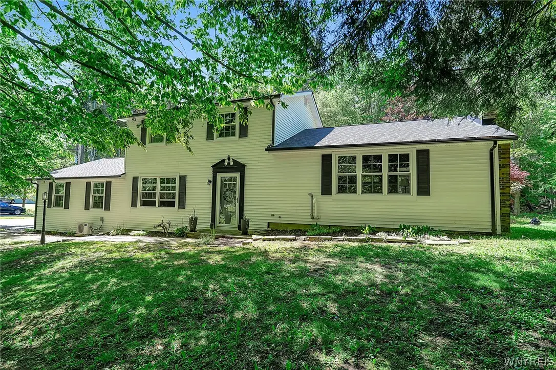 151 Colony Court, East Aurora, NY 14052 - #1