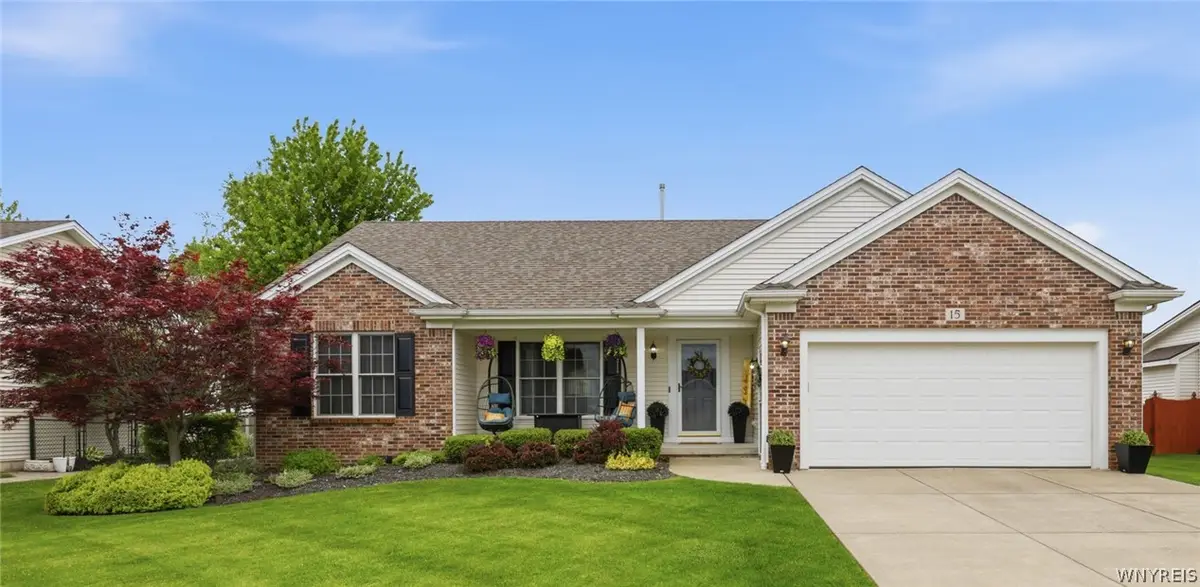 15 Ashwood Court, Lancaster, NY 14086 - #1