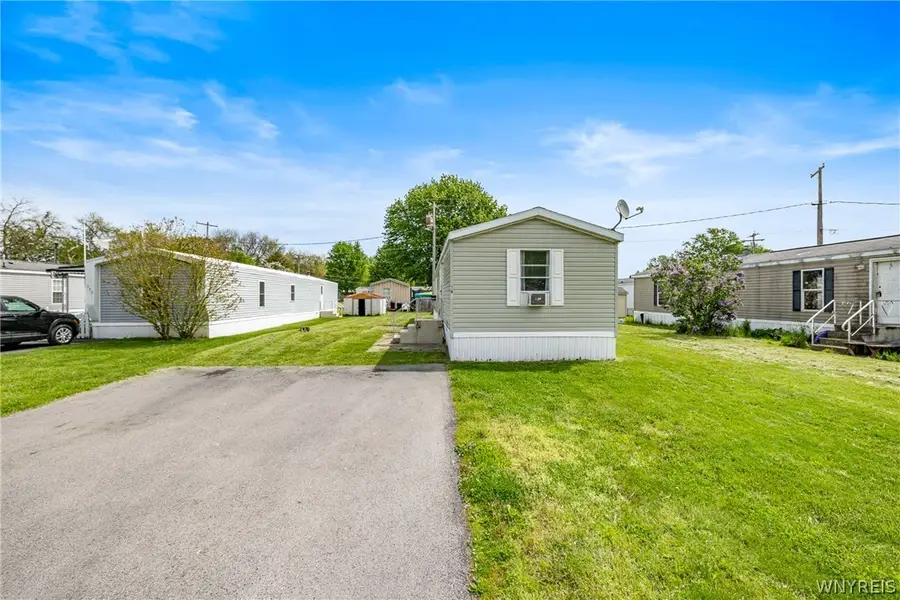 768 Dorwood Park, Ransomville, NY 14131 - #3