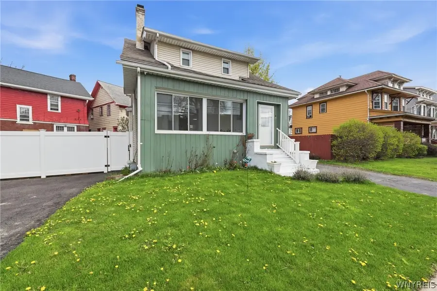 28 Mineral Springs Road, Buffalo, NY 14210 - #3