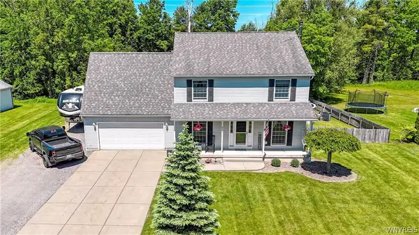 6138 Versailles Road, Lake View, NY 14085