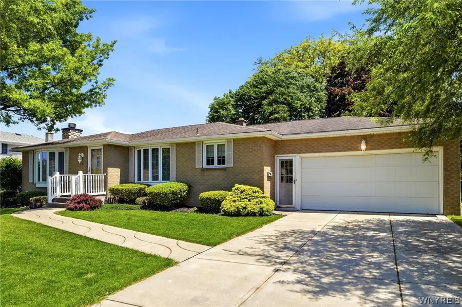 17 Delphi Drive, Buffalo, NY 14227 - #2