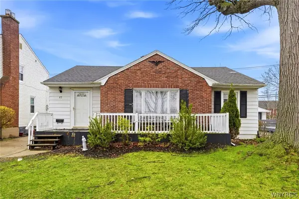 87 Gardenwood Lane, Buffalo, NY 14223