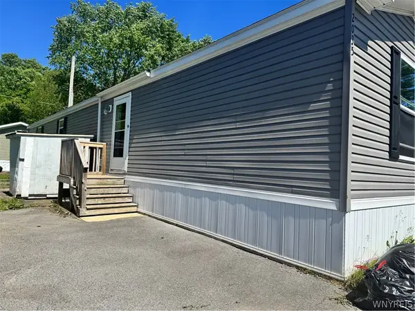2035 Hemstreet Road, East Aurora, NY 14052
