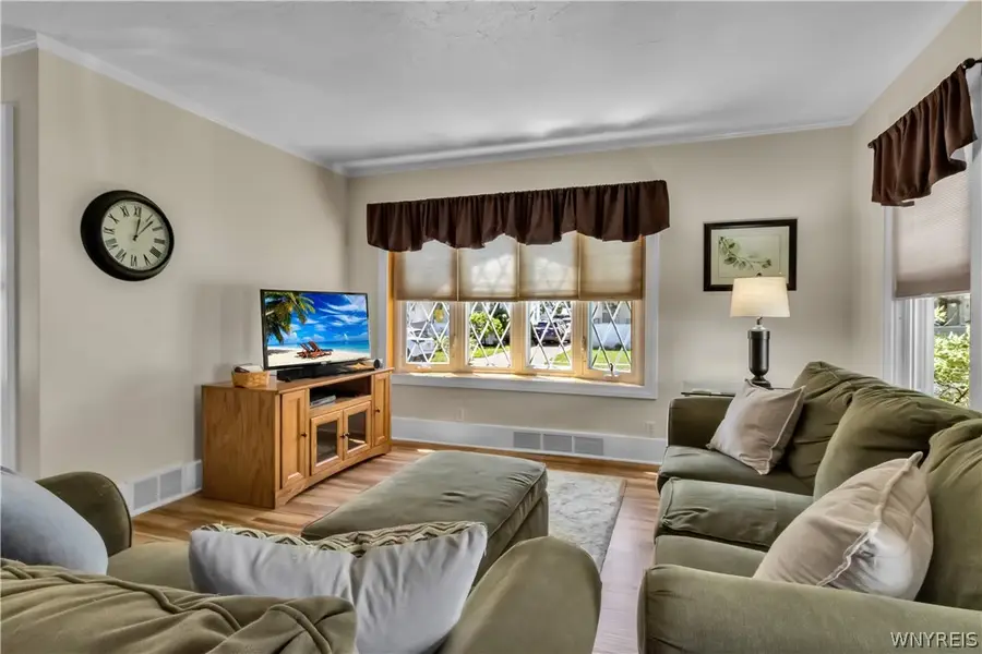 33 Morrow Avenue, Lockport, NY 14094 - #3