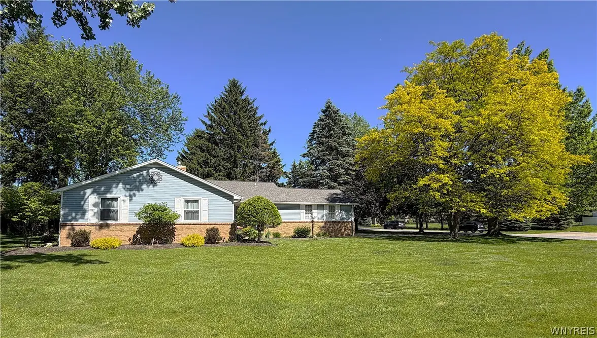 4635 Hedgewood Drive, Buffalo, NY 14221 - #1