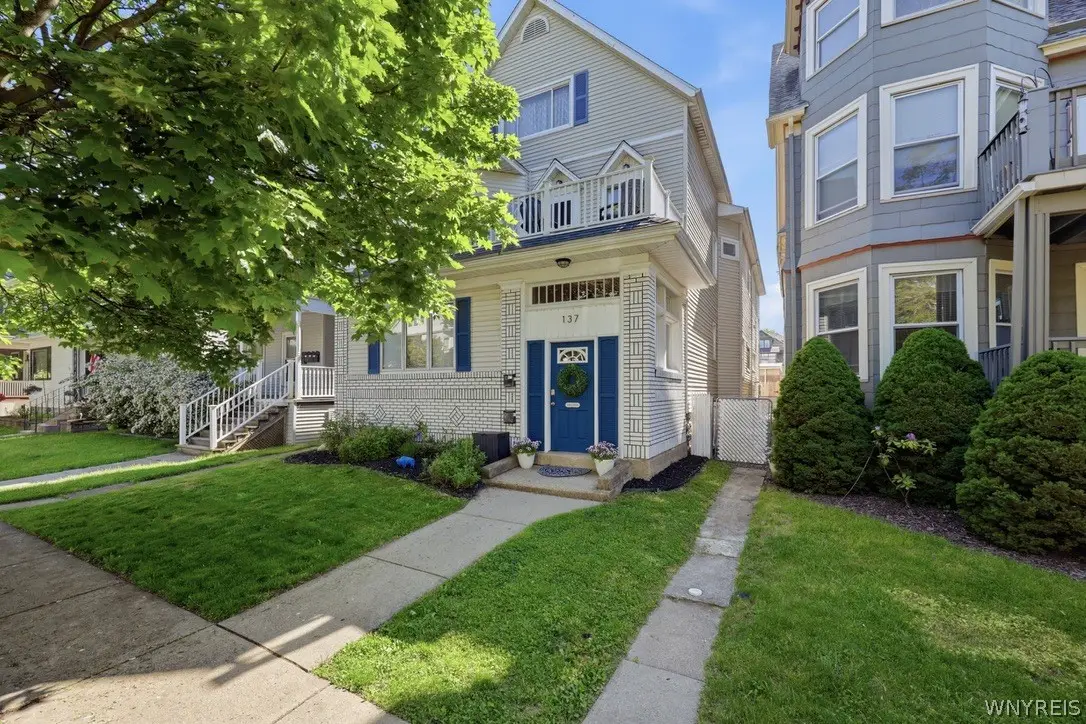 137 Livingston Street, Buffalo, NY 14213 - #1