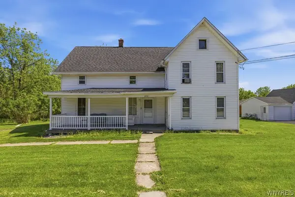 2212 Cayuga Drive Extension, Niagara Falls, NY 14304