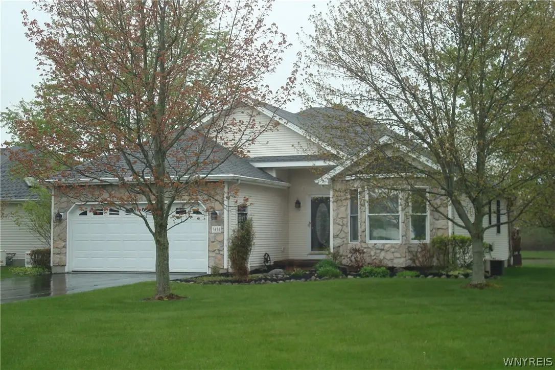 5434 Carleton Lake Drive, Lockport, NY 14094 - #1