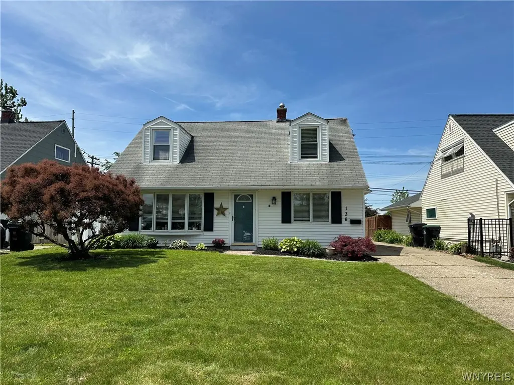 136 Vicksburg Avenue, Tonawanda, NY 14150 - #1