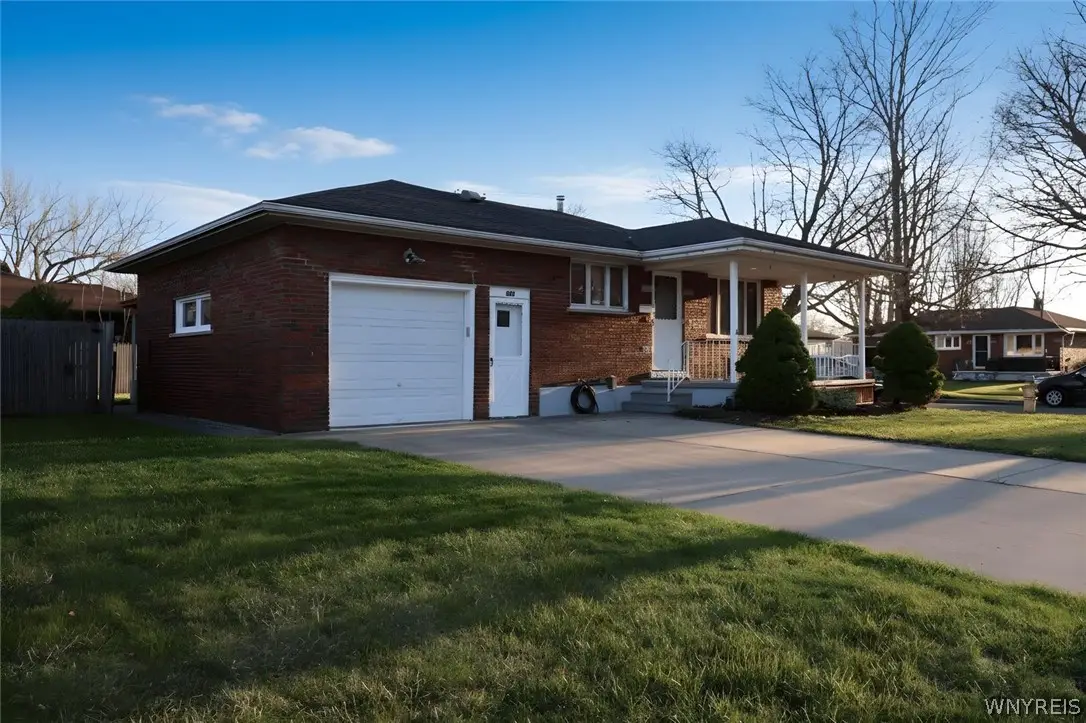 9605 Greenwald Avenue, Niagara Falls, NY 14304 - #1