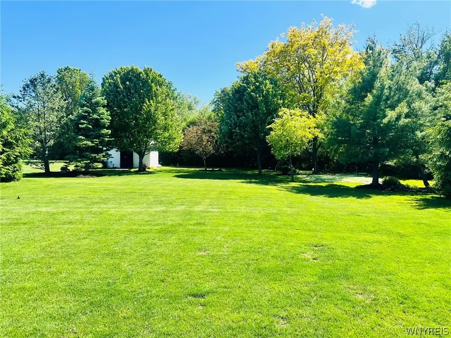 3454 Heatherwood Drive, Hamburg, NY 14075 - #3