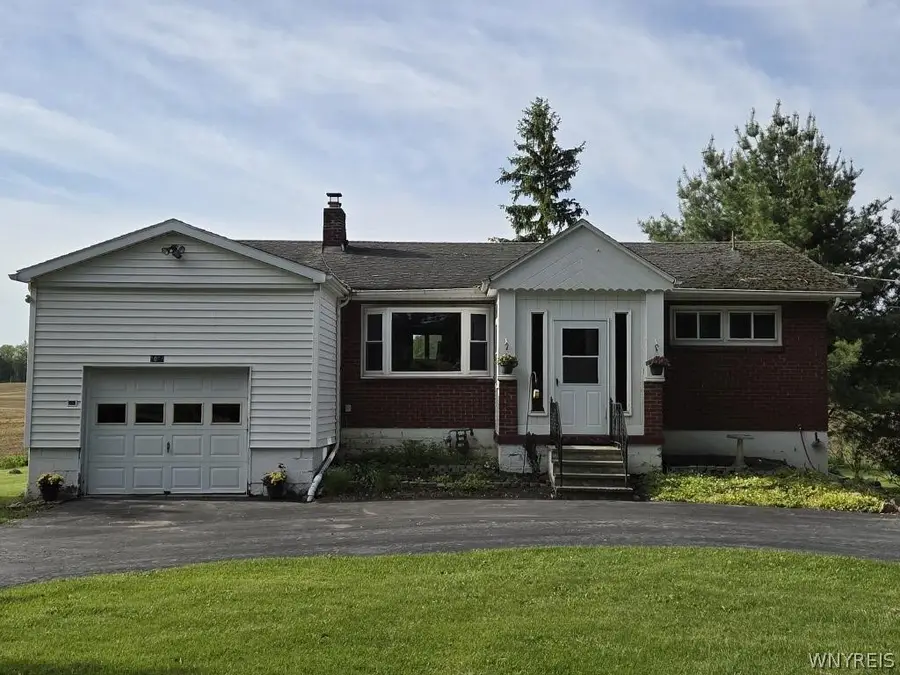 1064 Reynolds Road, Corfu, NY 14036 - #2
