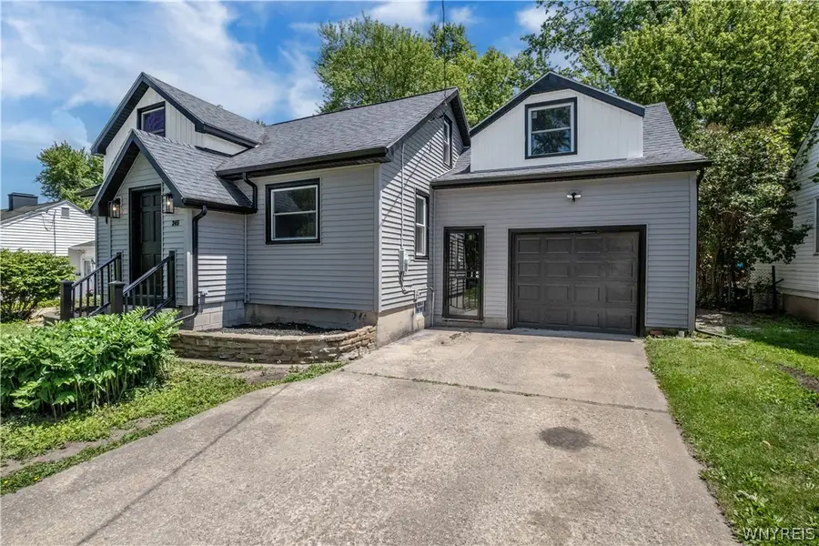 245 N Ellicott St, Amherst, NY 14221 - #3