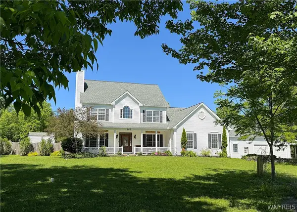 285 Cook Road, East Aurora, NY 14052