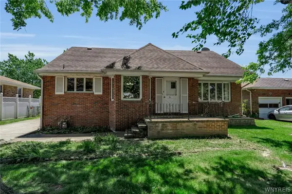 31 Goodrich Road, Buffalo, NY 14218