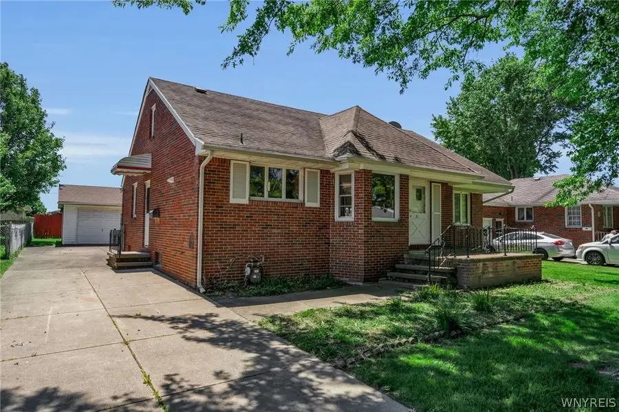 31 Goodrich Road, Buffalo, NY 14218 - #3