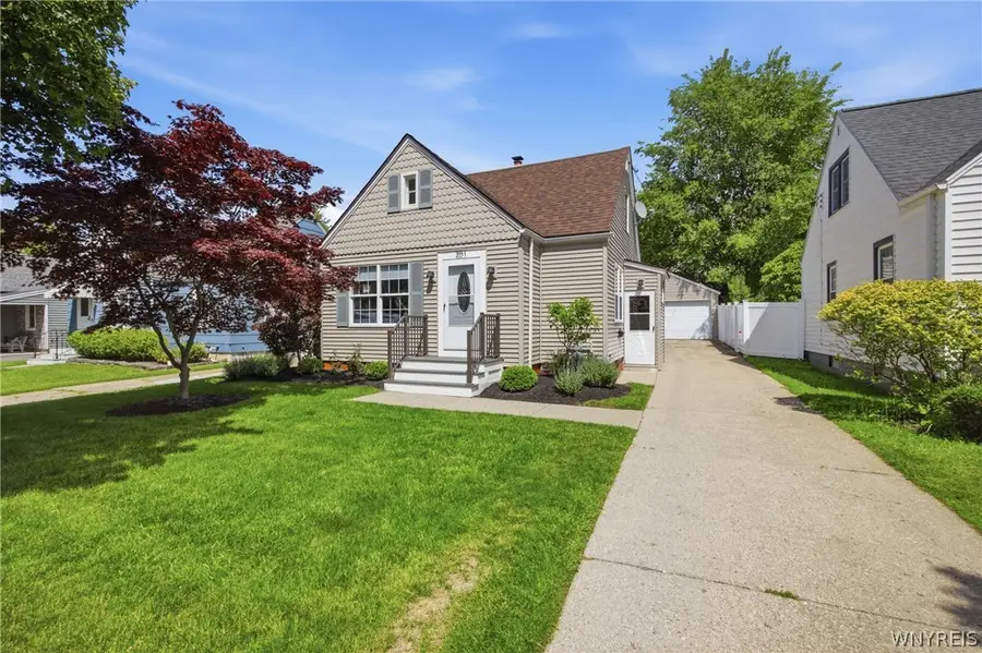 201 Carmel Road, Buffalo, NY 14214 - #2