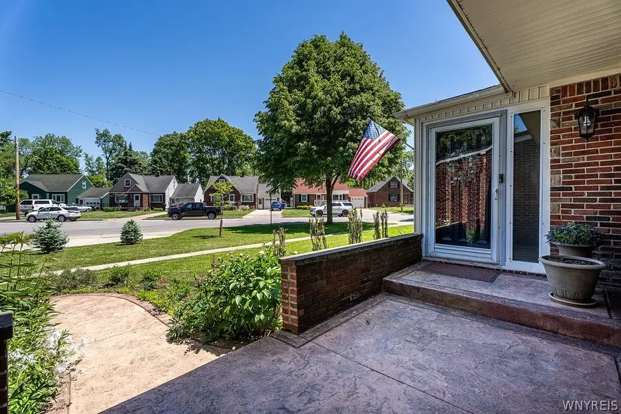 160 Kirkwood Drive, West Seneca, NY 14224 - #2