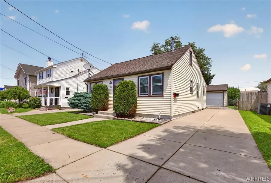 255 Roland Street, Sloan, NY 14212 - #2