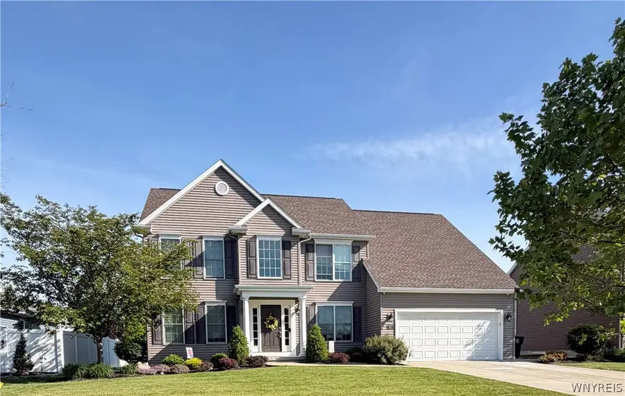 33 Hidden Meadow Crossing, Lancaster, NY 14086 - #2