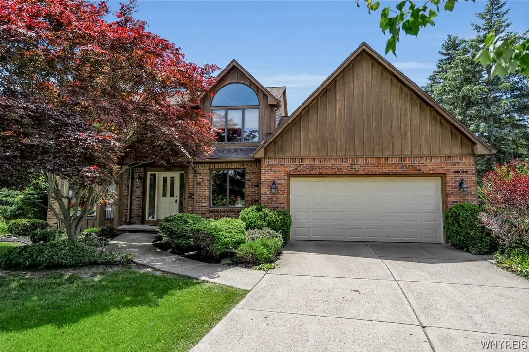 135 Hunt Club Circle, East Amherst, NY 14051 - #1