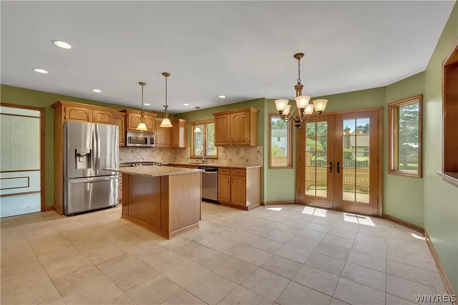 135 Hunt Club Circle, East Amherst, NY 14051 - #2