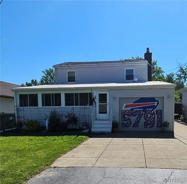 5791 Elmhurst Road, Lake View, NY 14085