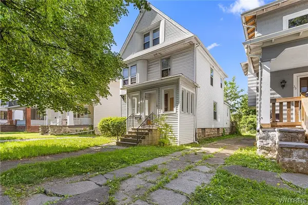 37 Northrup Place, Buffalo, NY 14214