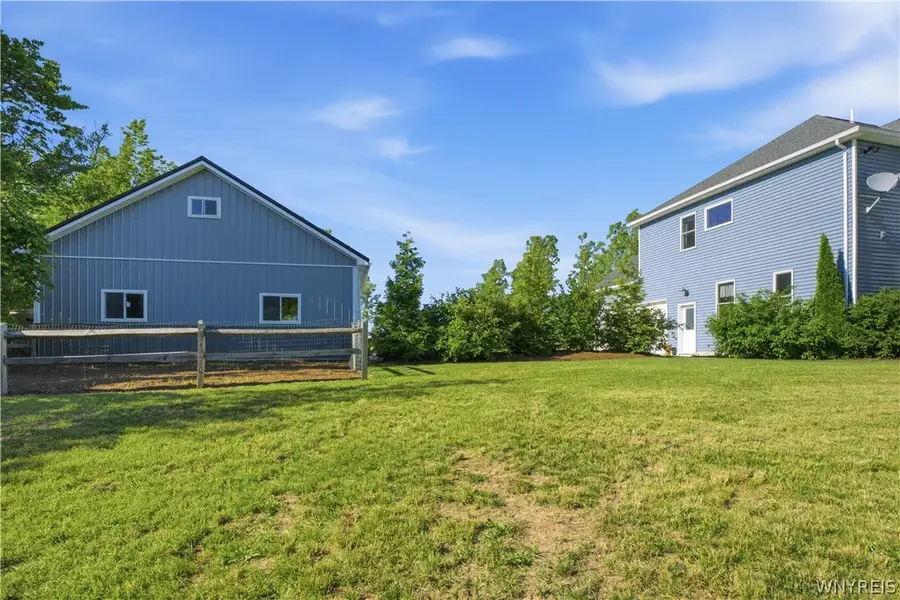 11011 Stage Road, Clarence, NY 14031 - #3