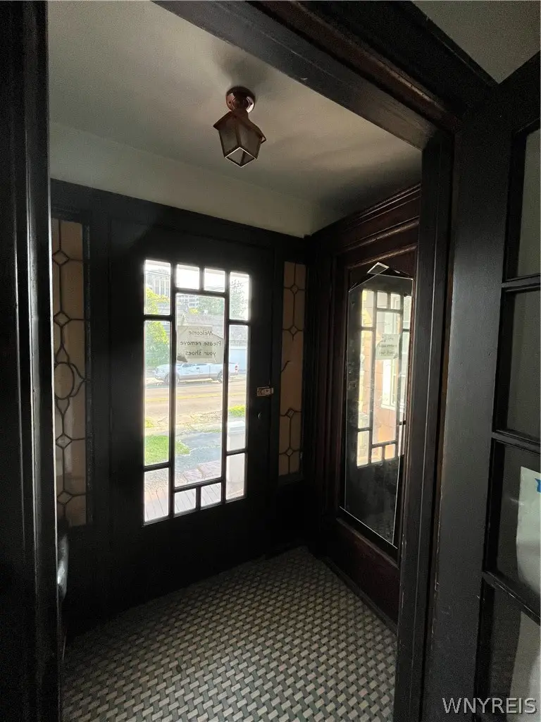 375 Winspear Avenue, Buffalo, NY 14215 - #2