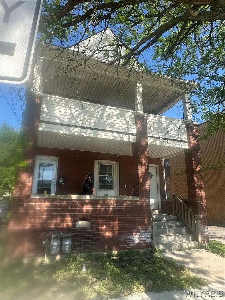 639 16th Street, Niagara Falls, NY 14301 - #1