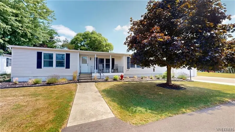 313 Applewood Drive, Lockport, NY 14094 - #2