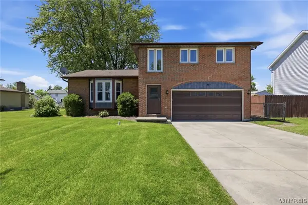 44 Queens Drive, Grand Island, NY 14072