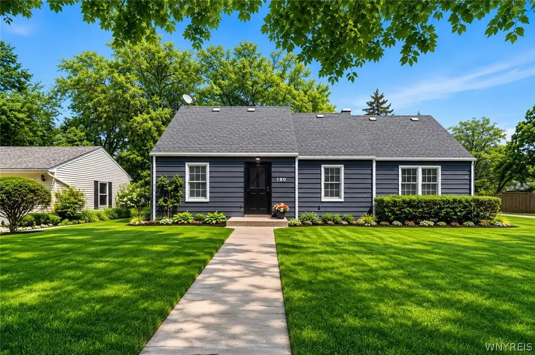 180 Royal Parkway W, Buffalo, NY 14221 - #1
