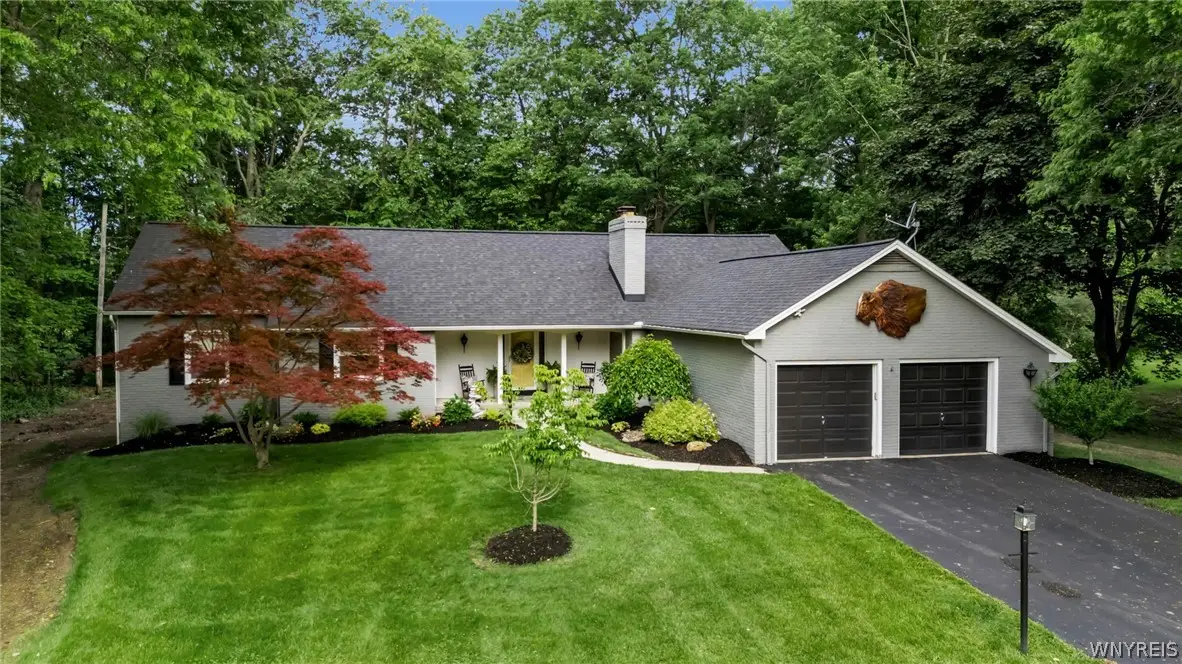 4660 Boncrest Drive W, Williamsville, NY 14221 - #1
