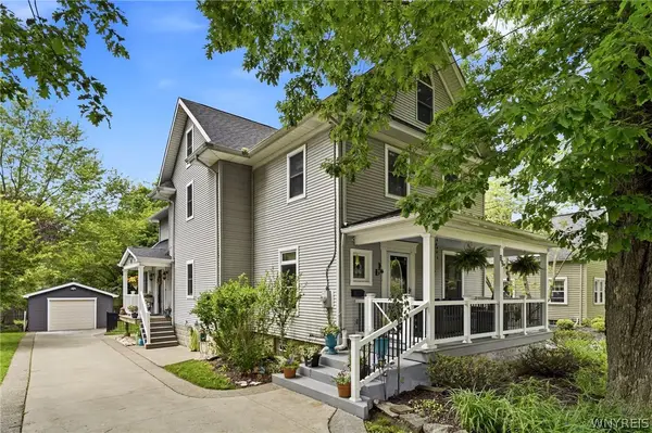 89 Garrison Road, Buffalo, NY 14221