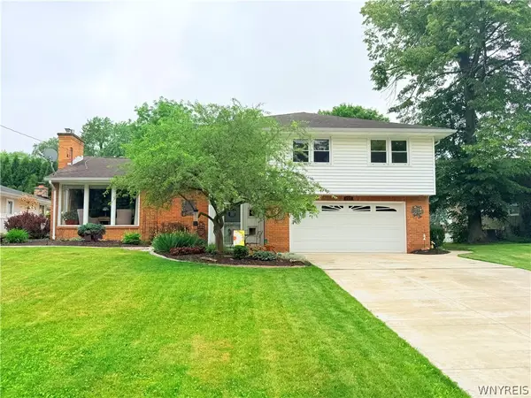 4573 Marie Drive, Hamburg, NY 14075