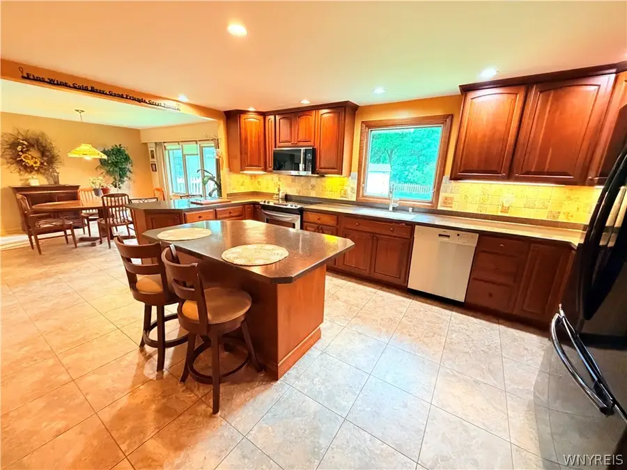 4573 Marie Drive, Hamburg, NY 14075 - #2