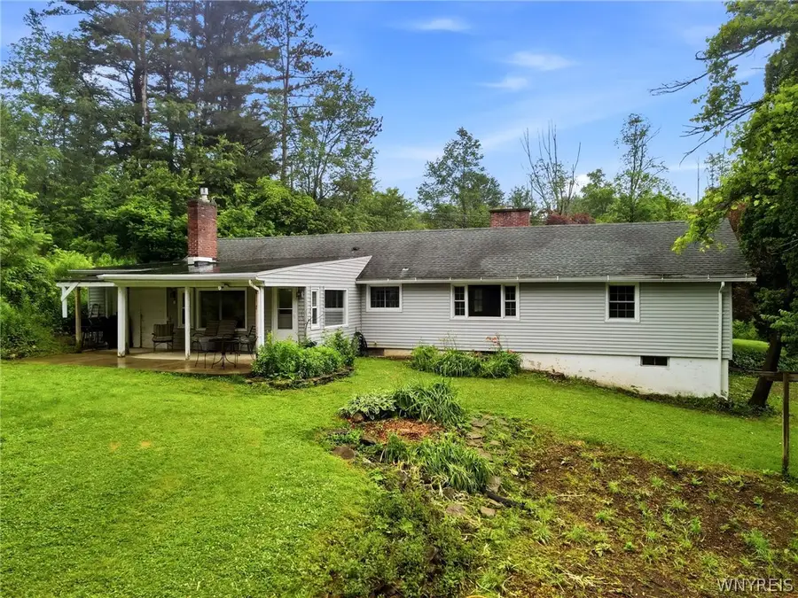 2077 Blakeley Road, East Aurora, NY 14052 - #2