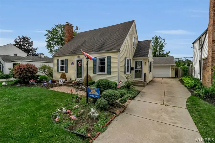 241 Woodcrest Boulevard, Buffalo, NY 14223 - #2