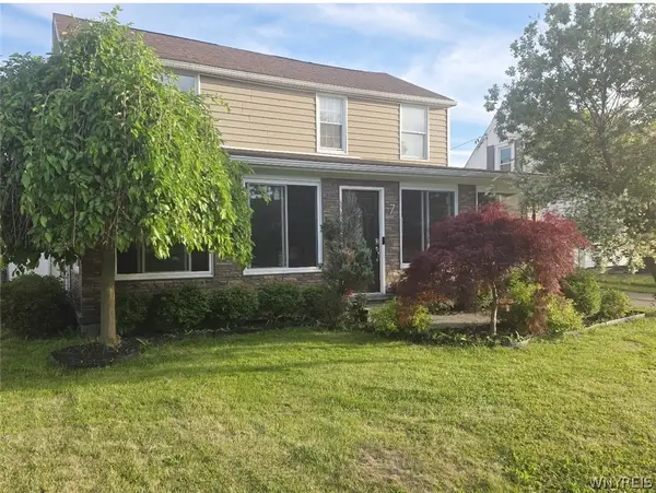 7 Lindbergh Court, Buffalo, NY 14225