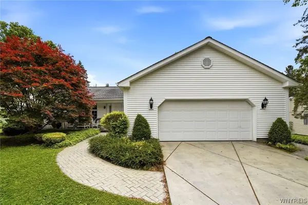 7305 Hickory Drive, Hamburg, NY 14075