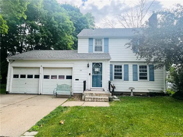717 Pasadena Avenue, Niagara Falls, NY 14304