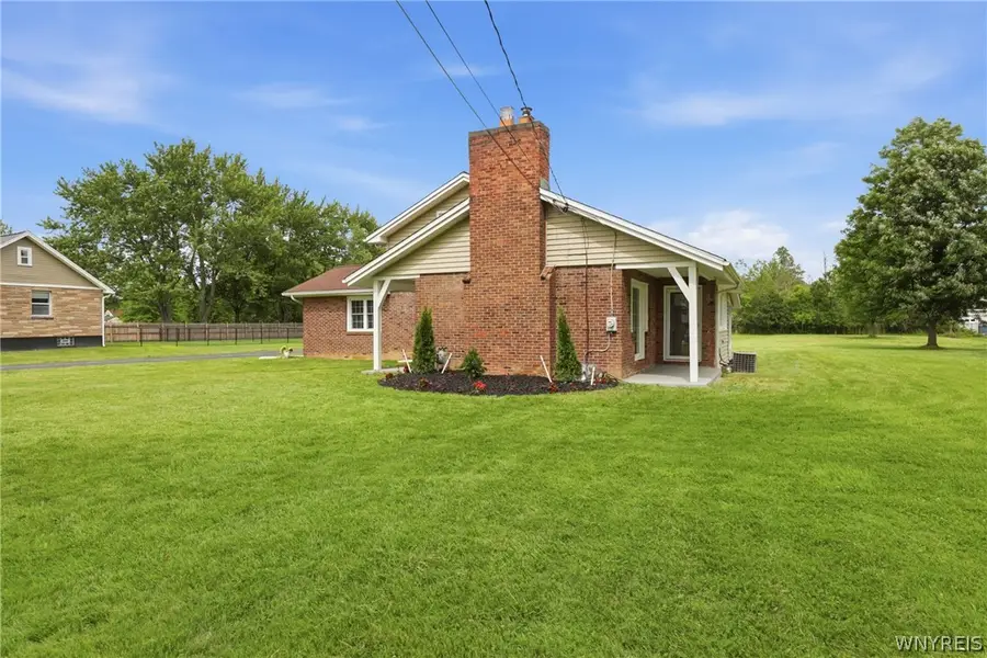 777 Alt Boulevard, Grand Island, NY 14072 - #2