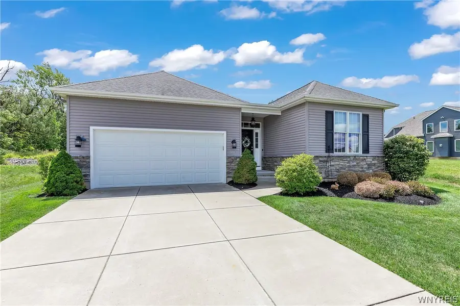5383 Alderbrook Lane, Clarence, NY 14031 - #2