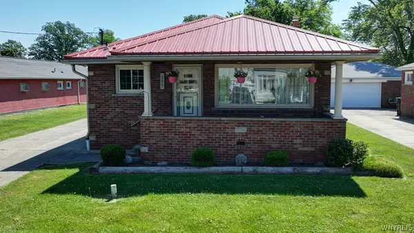 689 78th Street, Niagara Falls, NY 14304